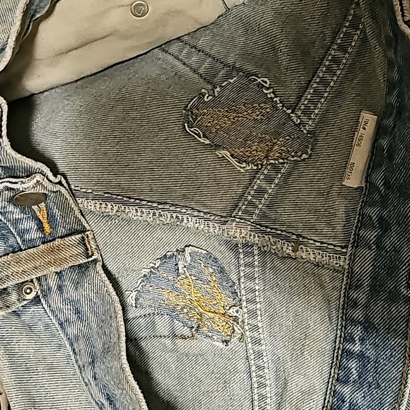 Carhartt Jeans - Picture 13 of 14